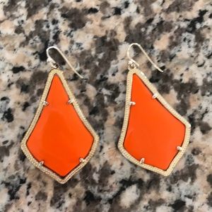 Kendra Scott Danielle earrings!